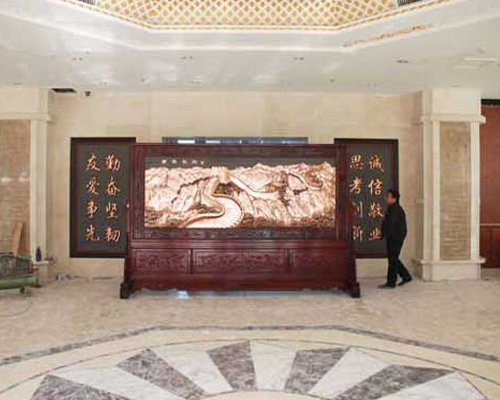 石家庄冀凯集团创作的屏风和字画